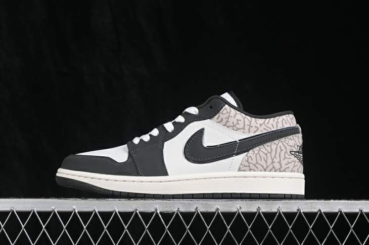 Picture of Air Jordan 1 LOW _SKUfw23862940883953831fw